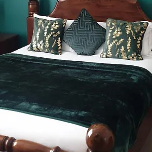 The Shakespeare Deluxe And Caribbean Restaurant Halifax