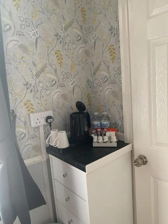 The Woodleigh Family Hotel Guest house