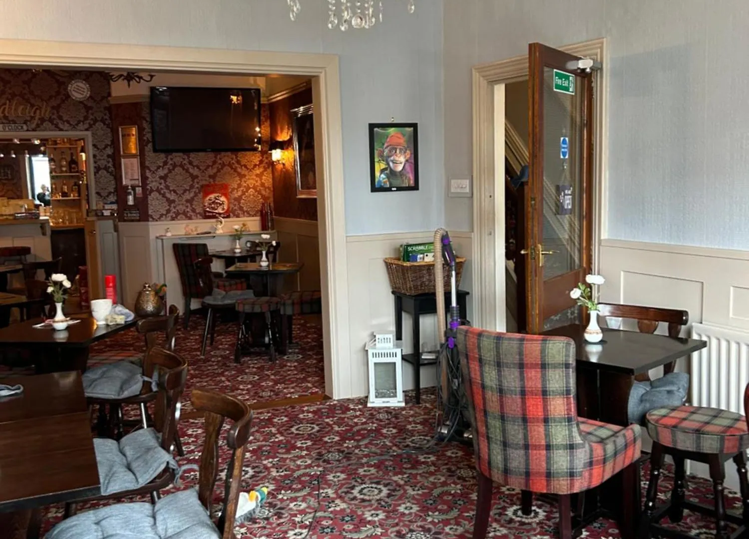 Guest house The Woodleigh Family Hotel